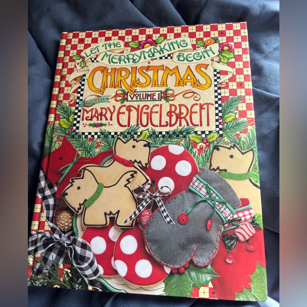 Christmas Volume 1 by Mary Engelbreit